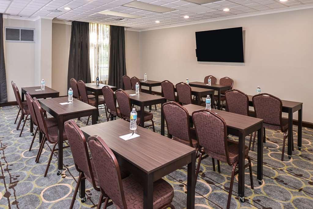 Hampton Inn Vero Beach Outlets Facilities photo