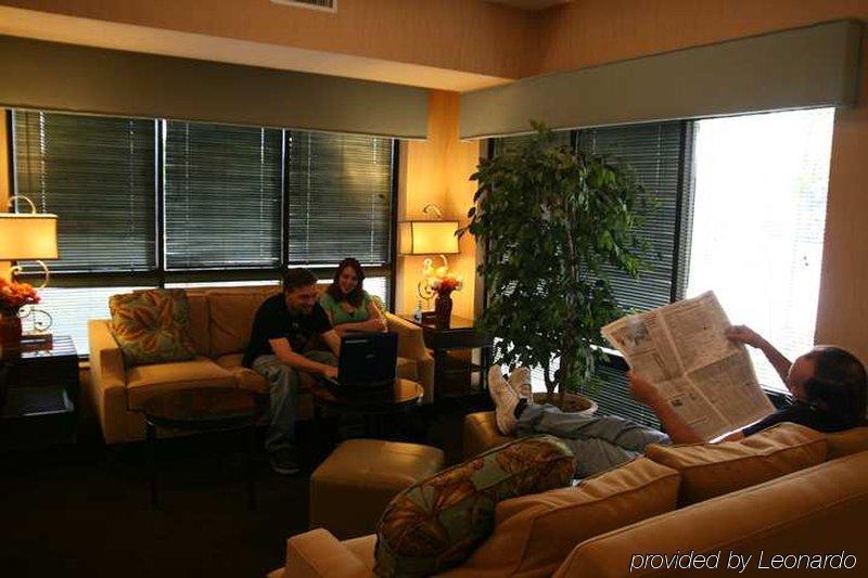 Hampton Inn Vero Beach Outlets Interior photo